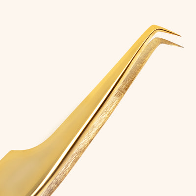 Gold lash tweezers with super fine tip boot