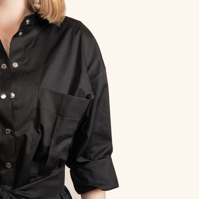 Black tunic for salon staff