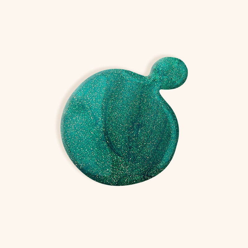 Non-fading and non-chipping Emerald green nail polish with shimmer