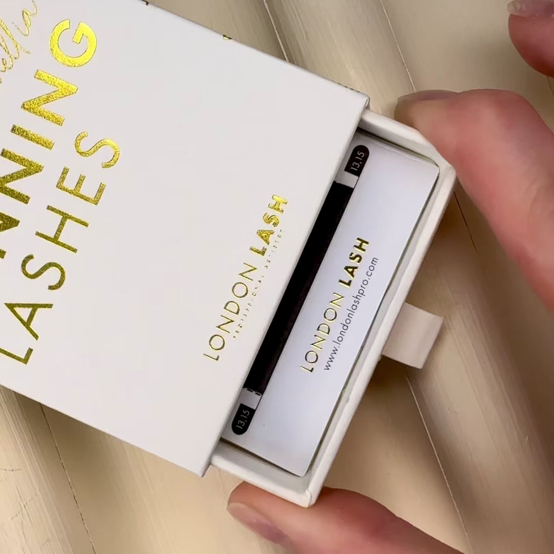 CAMELLIA - TEXTURED EASY FANNING VOLUME LASHES 0.07