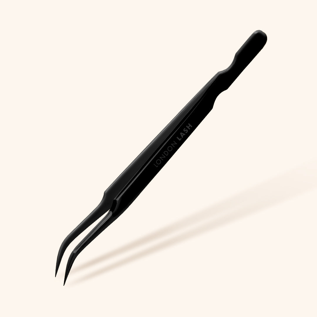 Curved Isolation Eyelash Extension Tweezers in Black
